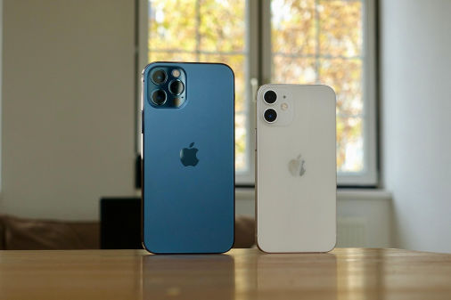 Apple iPhone
